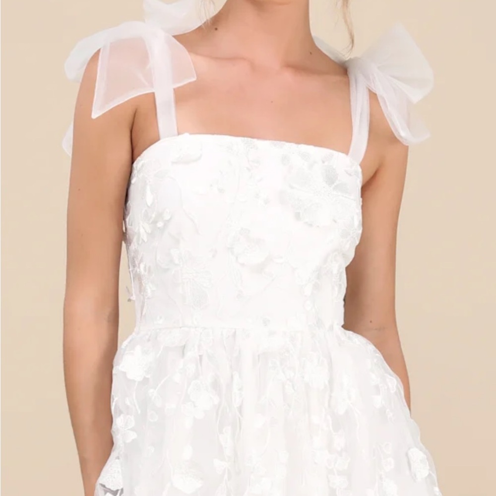 Lulu's White Floral Mini Dress